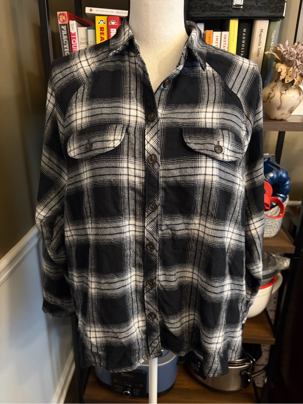 Wild Fable Black & White Plaid Women's Button-Front Flannel Shirt